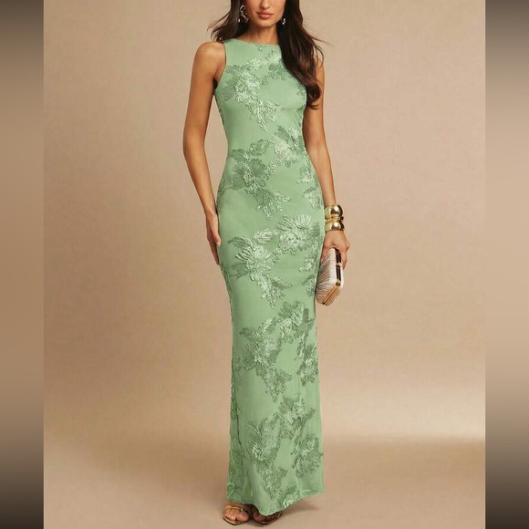 Dresses & Skirts - Mint Green Floral Sheath Dress